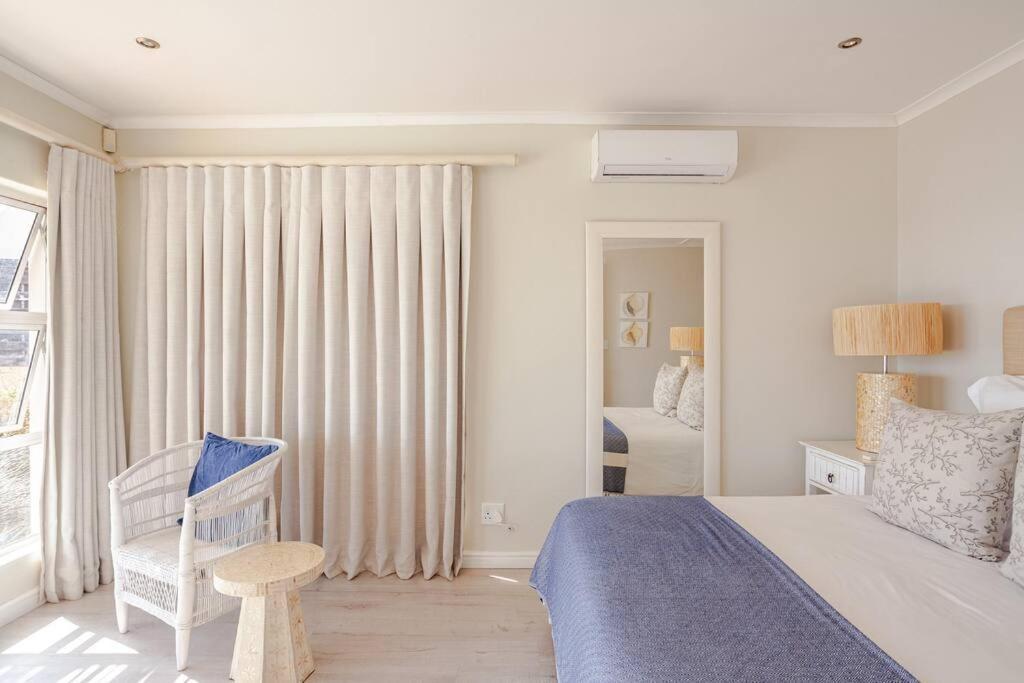 La Petite Baleine Oceanfront Luxury Villa De Kelders Exterior foto