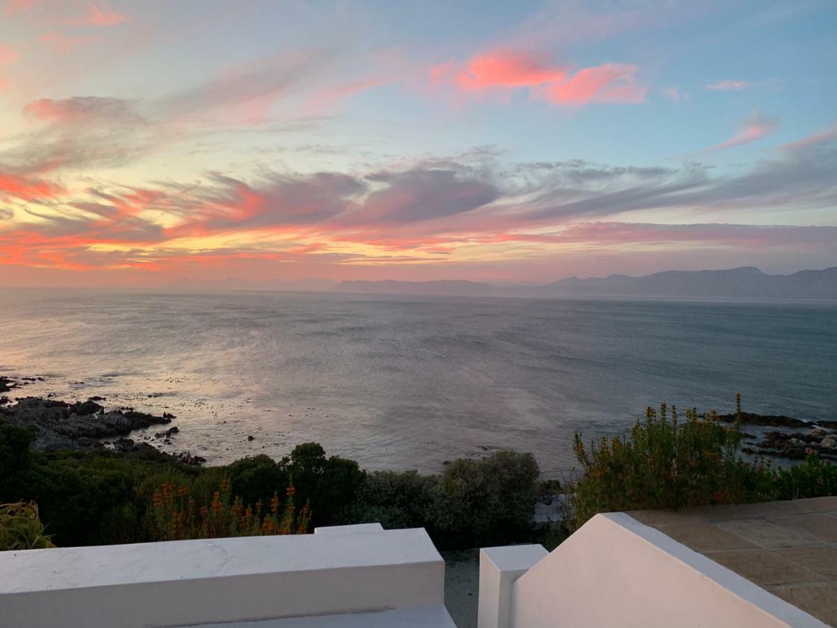 La Petite Baleine Oceanfront Luxury Villa De Kelders Exterior foto